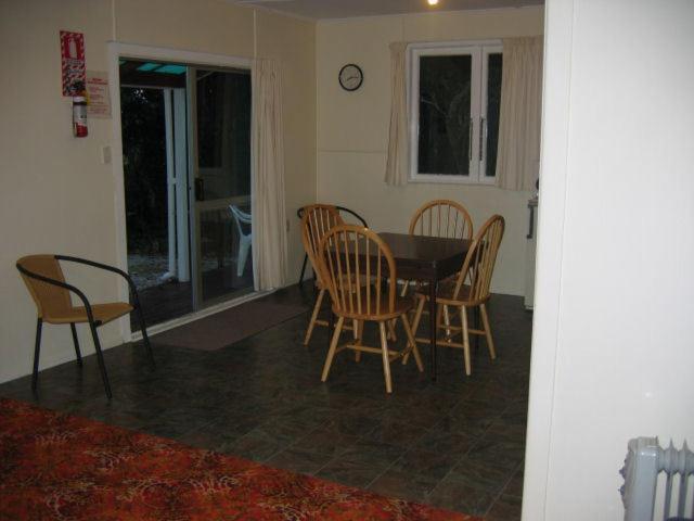 Glow Worm Motel Cuevas de Waitomo Exterior foto